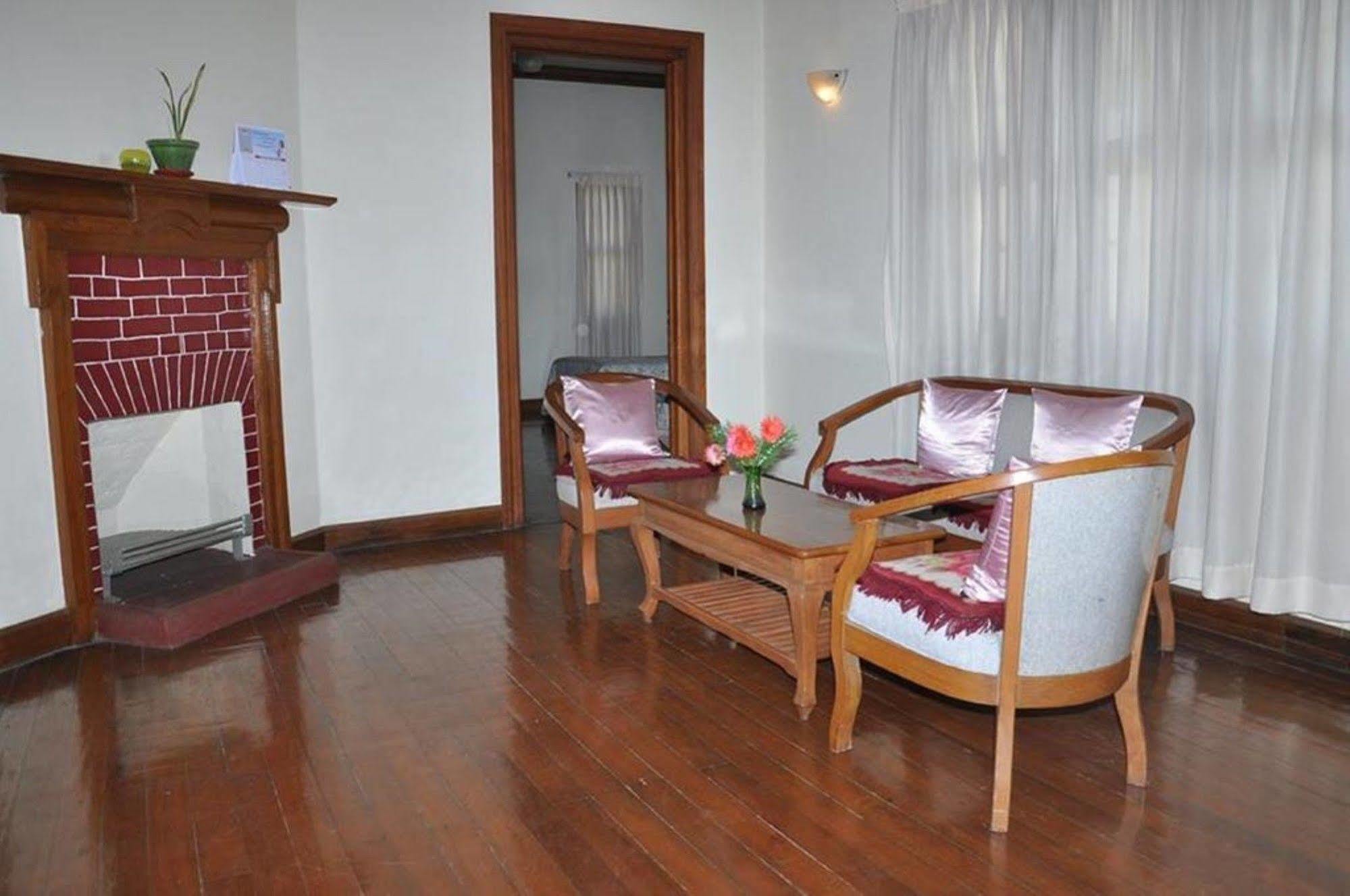 פי או לואה Orchid Nan Myaing Hotel מראה חיצוני תמונה